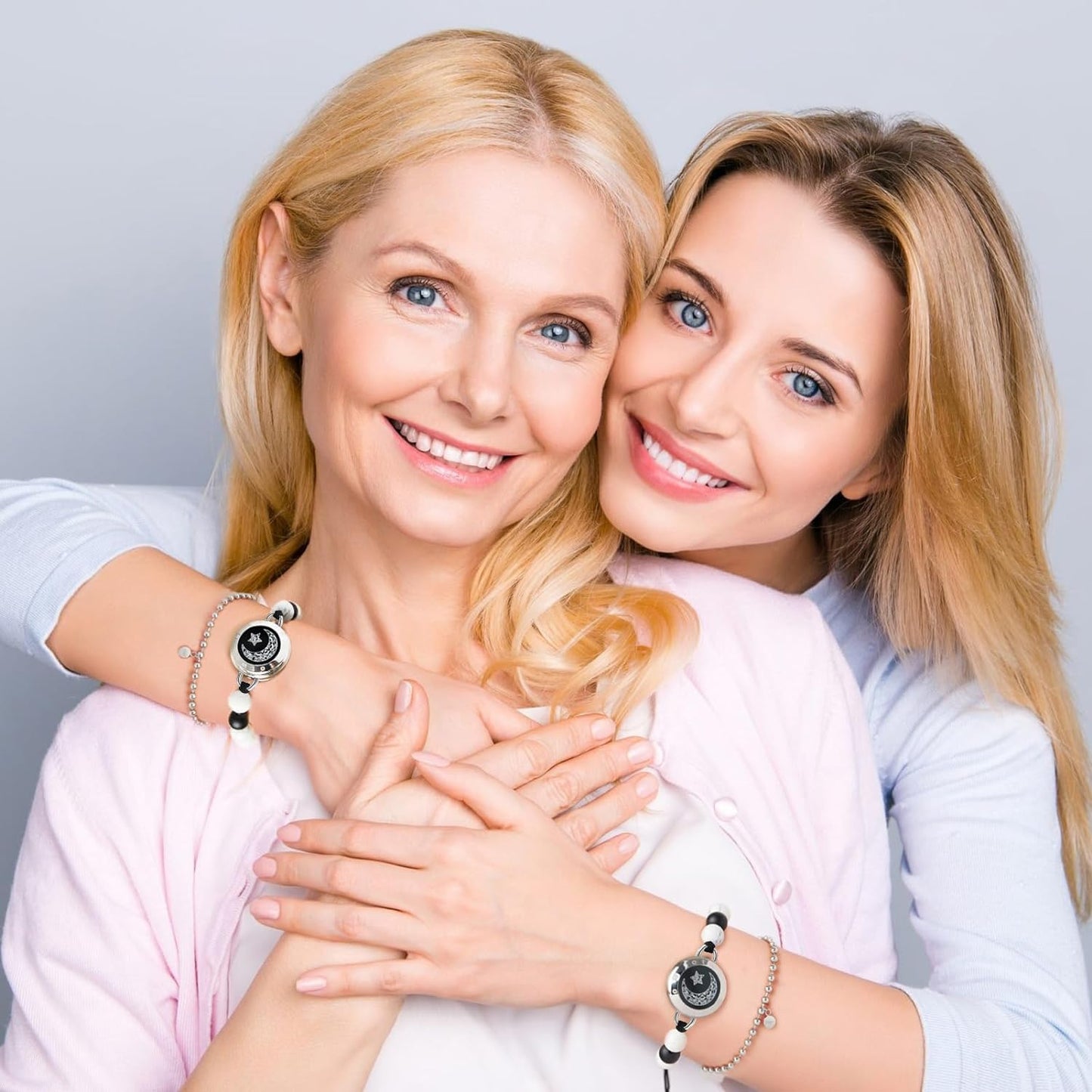 Dacida Long Distance Touch Bracelets for Couples, Vibration & Light up for Love Couples Bracelets | Long Distance Relationship Gifts for Girlfriend Bluetooth Pairing Jewelry